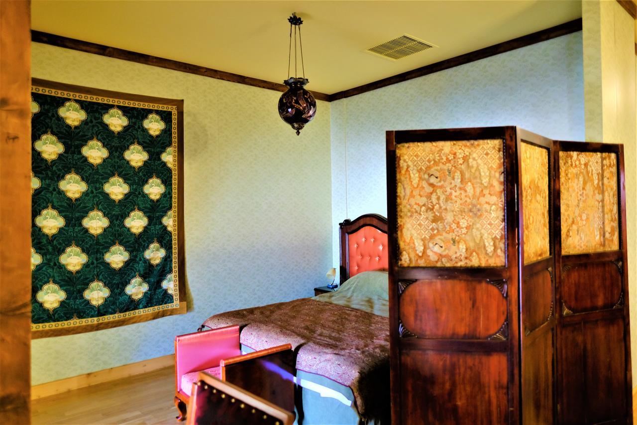 Hotel Writers' House Residency Tbilisi Esterno foto